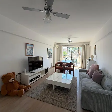 Kathryn's Cozy Larnaca